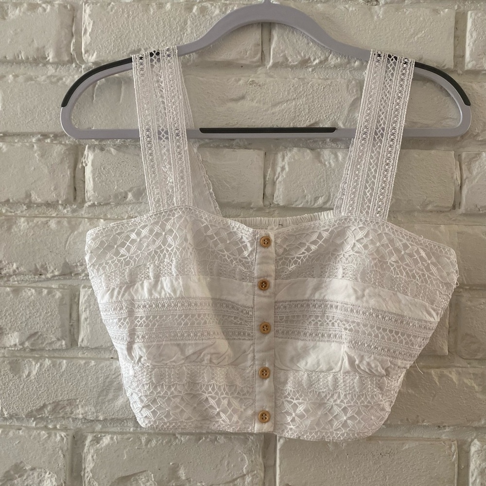White crop top stretchy and light size L
